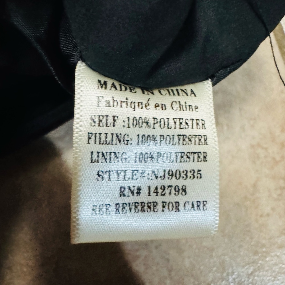 #120 Parker Puffer Vest - Picture 5 of 7